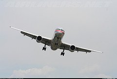 757 jet on approach by egmb757lover